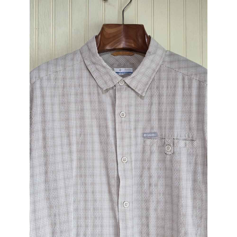 Columbia Shirt Mens Large Beige Brown Plaid Short‎ Sleeve Button Front Casual